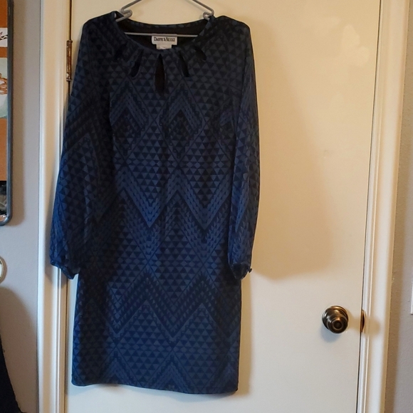 Blue and black dress - Picture 1 of 4